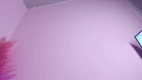 Snapshot of bunnyleahxxx chatting on February 20, 2025, 7:41 pm ANASTASIA online show from February 20, 2025, 7:41 pm