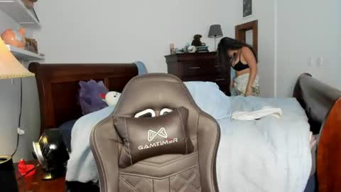 bunnynextdoor online show from July 23, 2026, 3:10 pm