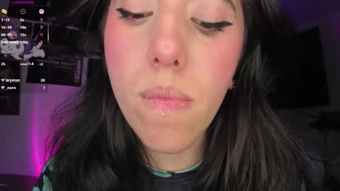 Jess online show from March 10, 2026, 4:28 am