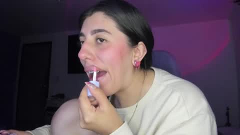 Jess online show from May 30, 2026, 4:42 am
