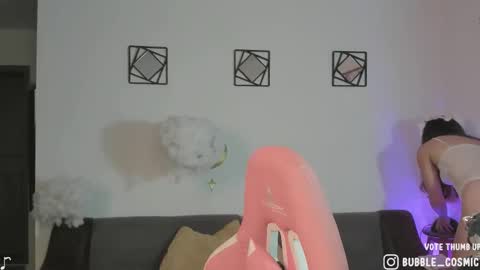 Im Val Welcome to my room My instagram Bubble cosmic online show from March 4, 2026, 12:38 am