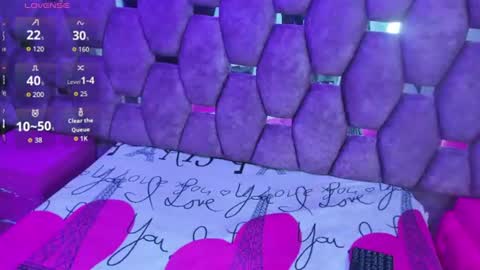 burbuja pink  online show from July 9, 2026, 3:32 am
