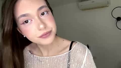 Nica online show from February 16, 2026, 7:04 am