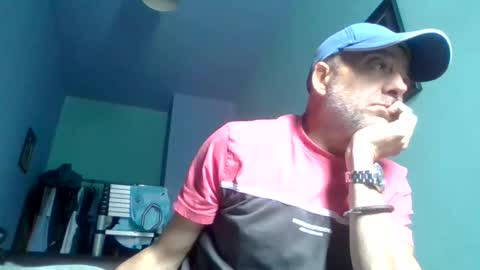 burnleyguy1977 online show from June 4, 2026, 10:32 am