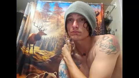 Snapshot of burntbuns710 chatting on September 17, 2025, 11:01 am LostSingledad online show from September 17, 2025, 11:01 am