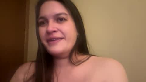 Snapshot of buschbaby chatting on April 20, 2026, 11:35 am buschbaby online show from April 20, 2026, 11:35 am