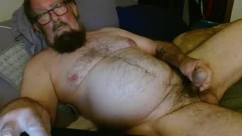 bushman64134 online show from April 17, 2026, 1:30 am