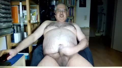 busi online show from April 21, 2026, 1:07 am