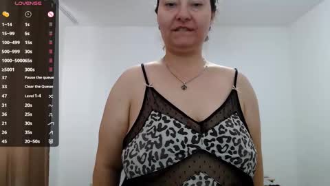 Emma online show from November 18, 2025, 8:08 am