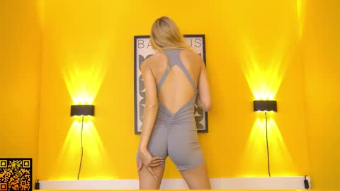 Snapshot of butteflai chatting on September 23, 2025, 5:43 am butteflai online show from September 23, 2025, 5:43 am