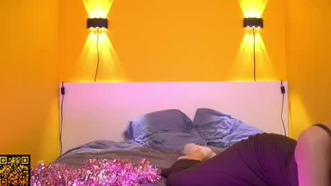 Snapshot of butteflai chatting on November 12, 2025, 5:24 pm butteflai online show from November 12, 2025, 5:24 pm