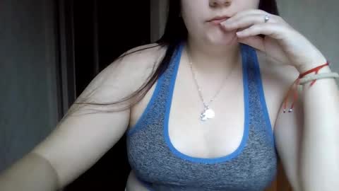 Snapshot of butterfly18988 chatting on October 25, 2025, 6:32 am butterfly18988 online show from October 25, 2025, 6:32 am