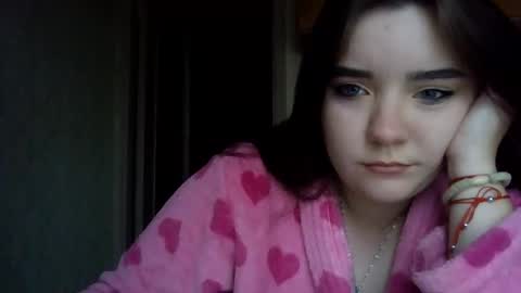 Snapshot of butterfly18988 chatting on October 29, 2025, 1:24 pm butterfly18988 online show from October 29, 2025, 1:24 pm