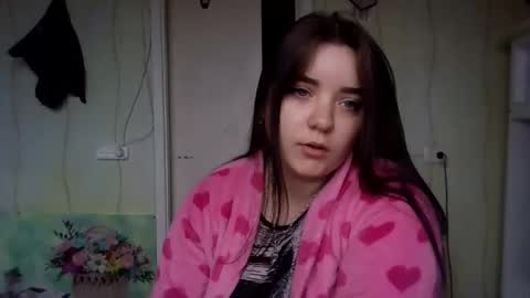 Snapshot of butterfly18988 chatting on November 6, 2025, 9:10 am butterfly18988 online show from November 6, 2025, 9:10 am