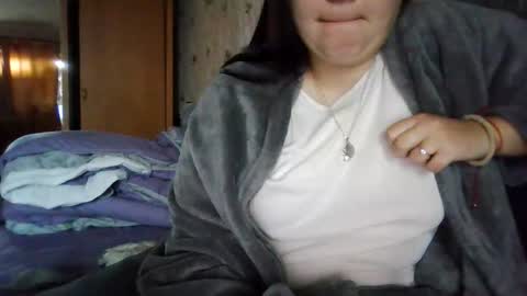 Snapshot of butterfly18988 chatting on November 7, 2025, 9:09 am butterfly18988 online show from November 7, 2025, 9:09 am