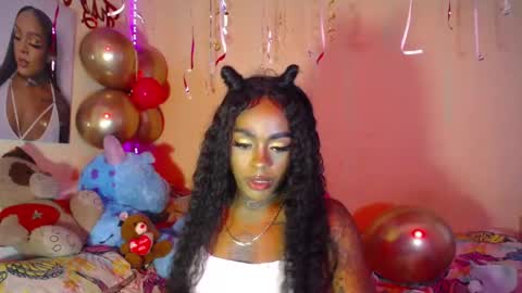 butterfly_rouse online show from November 16, 2025, 5:18 pm