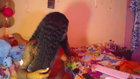 butterfly_rouse online show from November 21, 2025, 11:36 pm