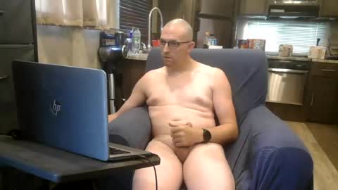 buttnaked4u1 online show from July 12, 2026, 12:18 pm
