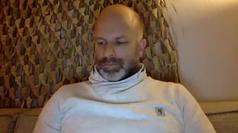 Snapshot of buurman1982isback chatting on November 25, 2025, 8:53 pm buurman1982isback online show from November 25, 2025, 8:53 pm