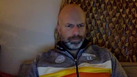 Snapshot of buurman1982isback chatting on November 27, 2025, 9:39 pm buurman1982isback online show from November 27, 2025, 9:39 pm