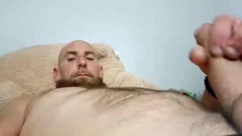 Hugeuncut92 online show from November 15, 2025, 7:49 am