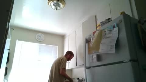 bwcwhiteboy94 online show from October 28, 2025, 7:49 pm