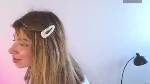 Snapshot of byteblush chatting on October 29, 2025, 9:22 am Kira online show from October 29, 2025, 9:22 am