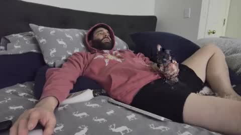 Snapshot of c2cmee chatting on January 15, 2025, 11:21 am c2cmee online show from January 15, 2025, 11:21 am