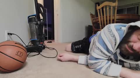 Snapshot of c2cmee chatting on January 22, 2025, 9:35 am c2cmee online show from January 22, 2025, 9:35 am