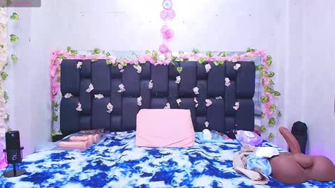 Snapshot of c_fox_ chatting on September 17, 2025, 3:08 am Carolina online show from September 17, 2025, 3:08 am