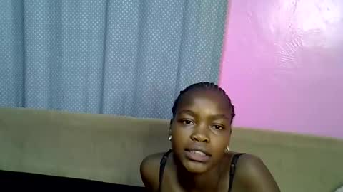 C--trish online show from October 5, 2025, 6:50 pm