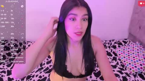 caelisse_cb online show from September 29, 2025, 12:21 pm