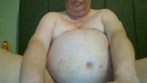 caerphillyphil online show from April 17, 2026, 11:13 am