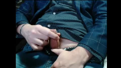 Snapshot of cafetabac chatting on April 4, 2026, 1:52 pm cafetabac online show from April 4, 2026, 1:52 pm