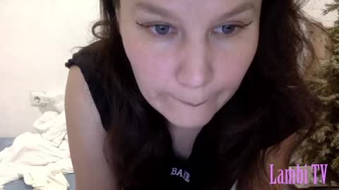 Snapshot of caffeinated_lamb chatting on January 9, 2025, 7:29 pm Lamb online show from January 9, 2025, 7:29 pm