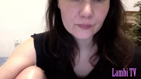 Snapshot of caffeinated_lamb chatting on February 21, 2025, 7:32 pm Lamb online show from February 21, 2025, 7:32 pm