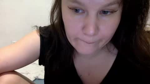 Snapshot of caffeinated_lamb chatting on September 16, 2025, 6:09 pm Lamb online show from September 16, 2025, 6:09 pm