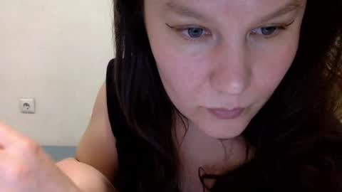 Snapshot of caffeinated_lamb chatting on September 19, 2025, 6:08 pm Lamb online show from September 19, 2025, 6:08 pm