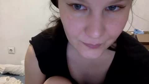 Snapshot of caffeinated_lamb chatting on November 9, 2025, 8:29 pm Lamb online show from November 9, 2025, 8:29 pm