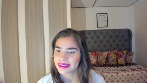 caitlingomez0 online show from November 26, 2025, 11:33 am