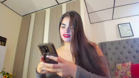 caitlingomez0 online show from January 7, 2026, 12:07 pm