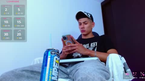 Valerio  online show from March 10, 2025, 8:01 pm