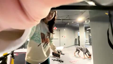 The Cali Cambri online show from December 4, 2025, 1:31 pm