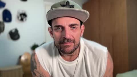 CaliforniaBrazilian online show from March 14, 2026, 8:47 pm