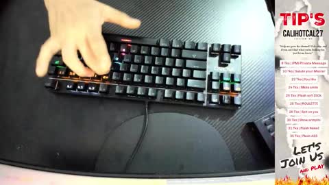 calihotcaliente27 online show from September 23, 2025, 11:24 am