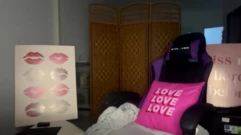 Snapshot of caliiie_of chatting on February 16, 2026, 7:26 am Caliiie of online show from February 16, 2026, 7:26 am