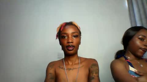 Snapshot of calin_3 chatting on September 26, 2025, 5:55 am calin online show from September 26, 2025, 5:55 am