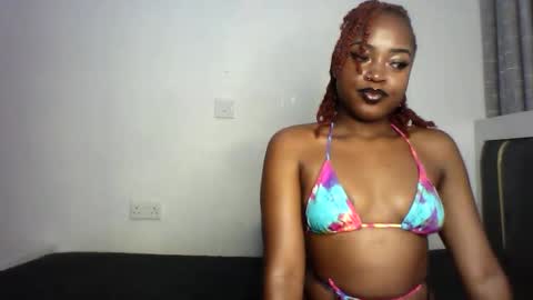 Snapshot of calin_3 chatting on October 27, 2025, 2:26 am calin online show from October 27, 2025, 2:26 am