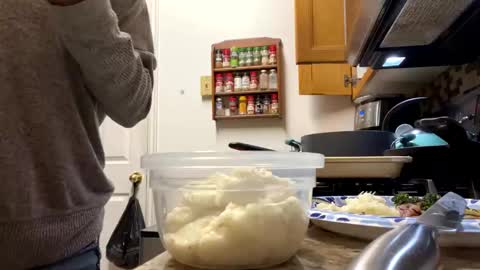 Snapshot of calishop1 chatting on December 12, 2024, 4:59 am calishop1 online show from December 12, 2024, 4:59 am