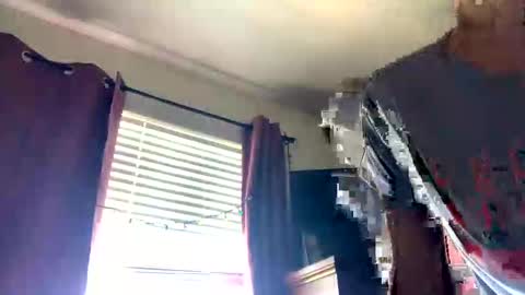 Snapshot of calishop1 chatting on September 10, 2025, 9:37 pm calishop1 online show from September 10, 2025, 9:37 pm